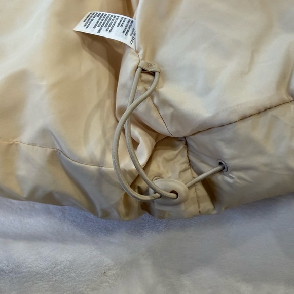 American Eagle Outfitters Beige Puffer Jacket - Picture 4 of 6